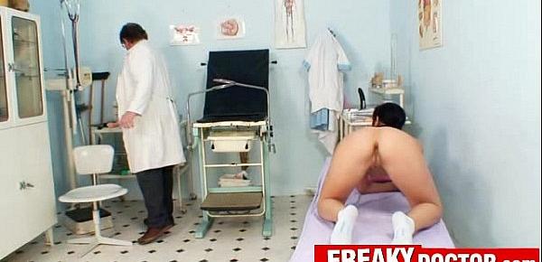  Czech hottie Rihanna Samuel gynecologist scrutiny